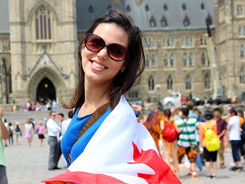 Brasileiros não precisam mais de visto para entrar no Canadá!